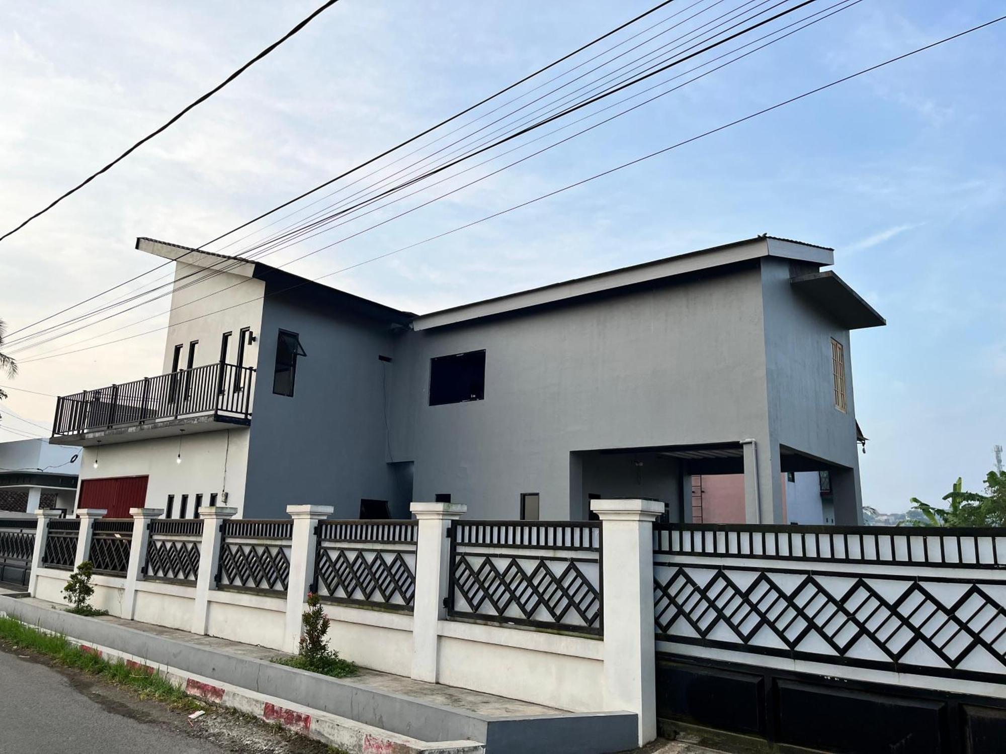 Villa Cassandra Cigombong Bagian luar foto